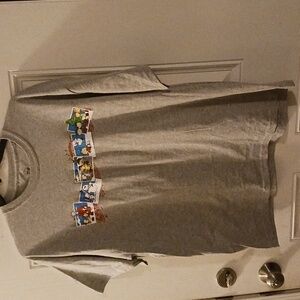 ****Peanuts Gang Adult Gray Christmas T-Shirt Size XL